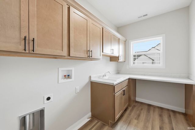 4274 Demeree Way, West Lafayette, IN 47906