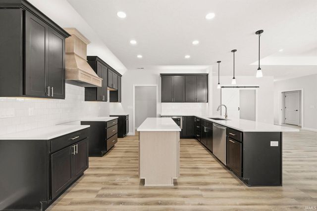 4274 Demeree Way, West Lafayette, IN 47906