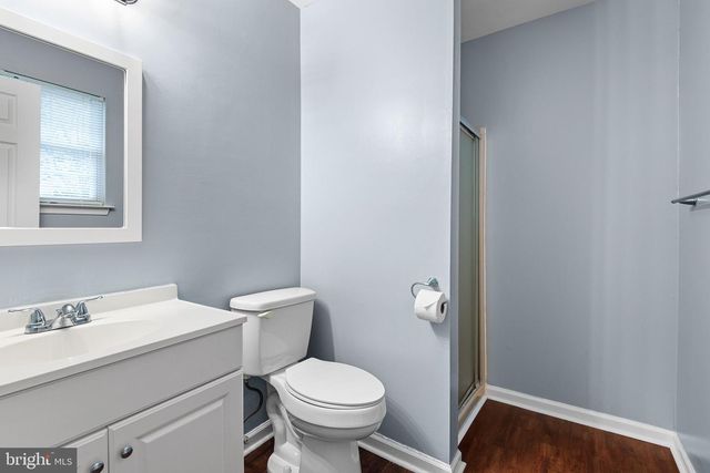 43 JULIE LN, Newark, DE 19711