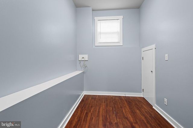 43 JULIE LN, Newark, DE 19711