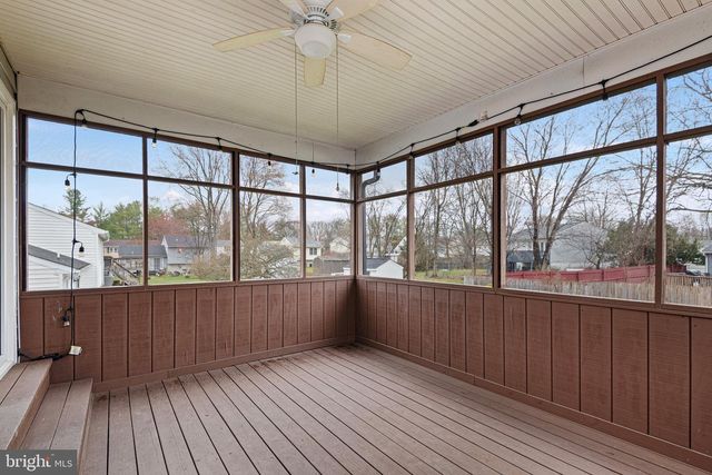 43 JULIE LN, Newark, DE 19711