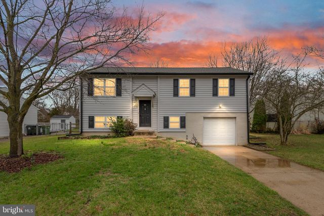 43 JULIE LN, Newark, DE 19711