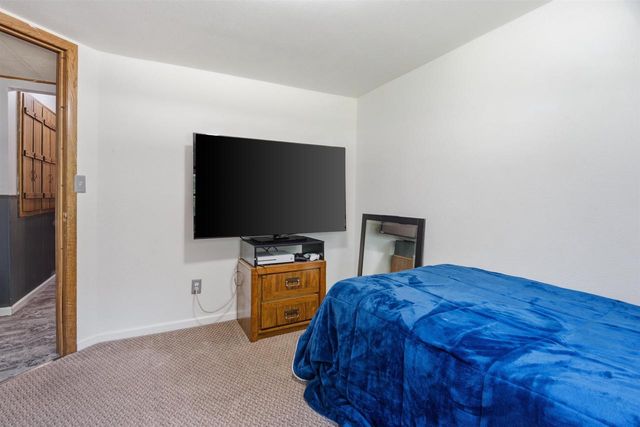 W10531 ROLOFF ROAD, New London, WI 54961