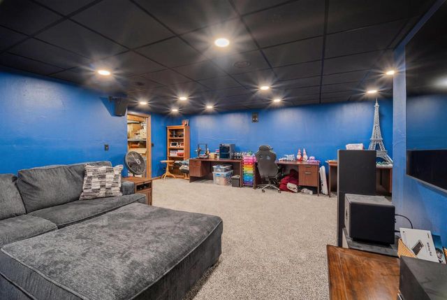 W10531 ROLOFF ROAD, New London, WI 54961