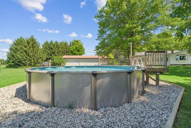 W10531 ROLOFF ROAD, New London, WI 54961