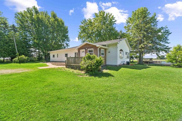 W10531 ROLOFF ROAD, New London, WI 54961