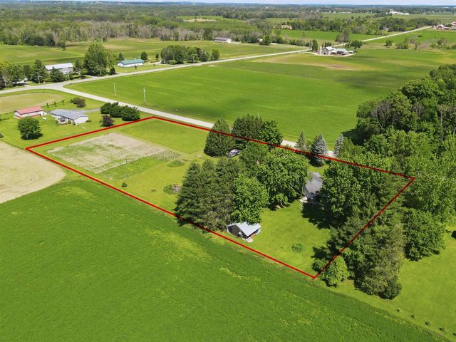 W10531 ROLOFF ROAD, New London, WI 54961
