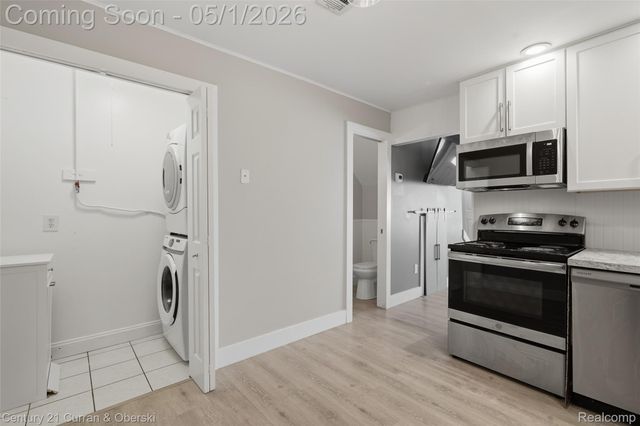862 N Main Street, Milford Village, MI 48381