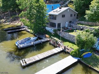 151 Hudson Ave, Hopatcong Boro, NJ 07843
