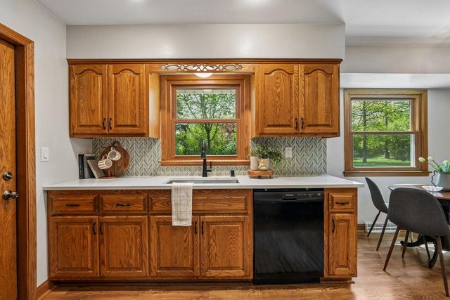 N50W17803 Greenview AVENUE, Menomonee Falls, WI 53051