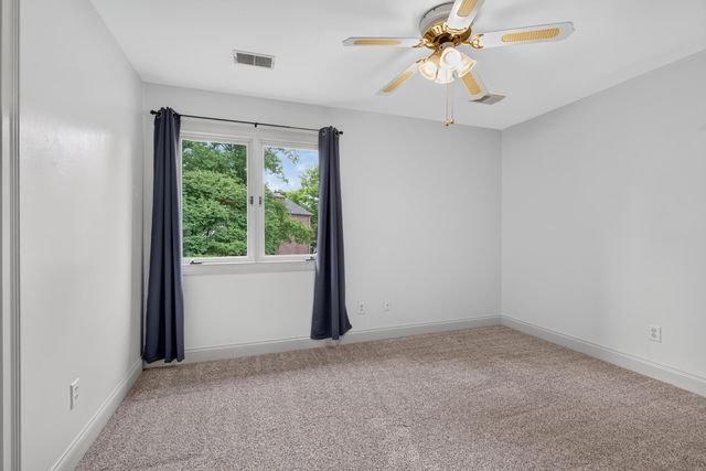 2417 Vale Drive, Lexington, KY 40514