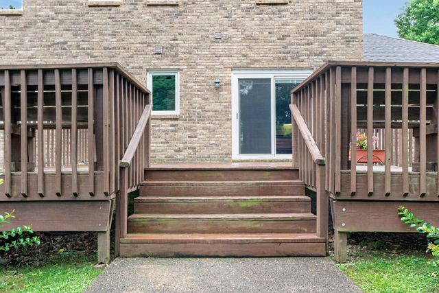 2417 Vale Drive, Lexington, KY 40514