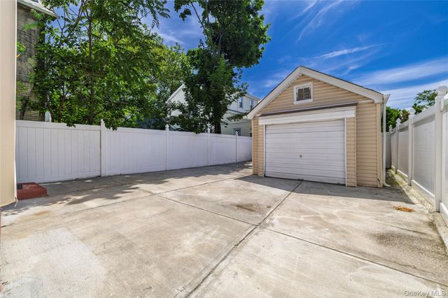 16814 110th Road, Jamaica, NY 11433