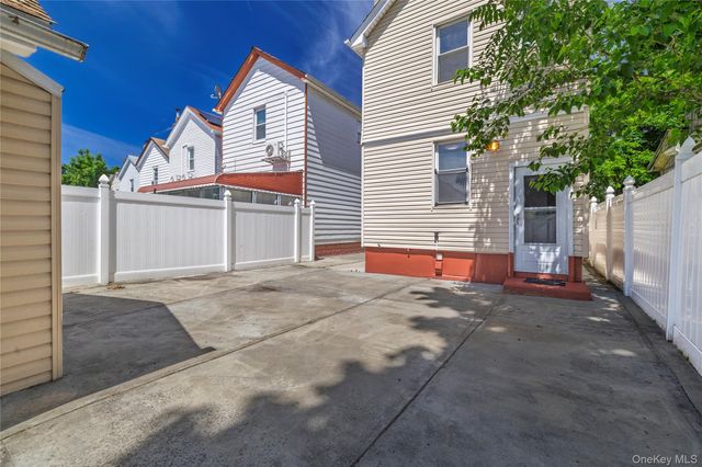 16814 110th Road, Jamaica, NY 11433