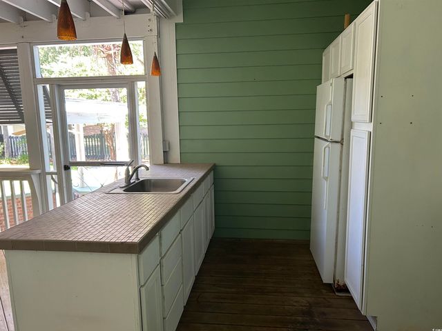 518 Country Club Dr., Johnsonville, SC 29555