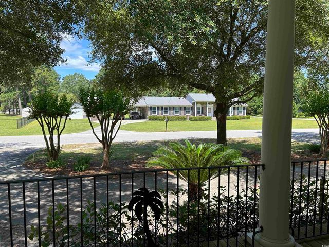 518 Country Club Dr., Johnsonville, SC 29555