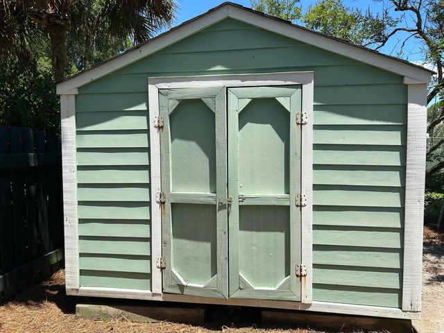 518 Country Club Dr., Johnsonville, SC 29555