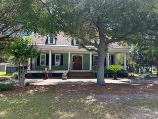 518 Country Club Dr., Johnsonville, SC 29555