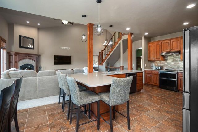 2145 ROBERTA COURT, Green Bay, WI 54313