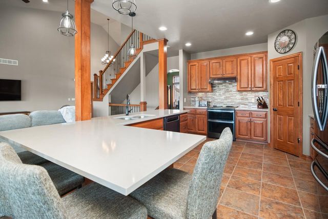 2145 ROBERTA COURT, Green Bay, WI 54313