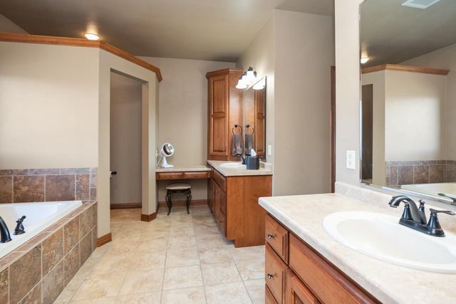 2145 ROBERTA COURT, Green Bay, WI 54313