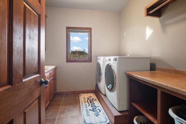 2145 ROBERTA COURT, Green Bay, WI 54313