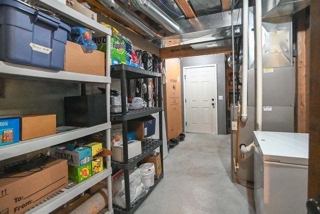 2145 ROBERTA COURT, Green Bay, WI 54313