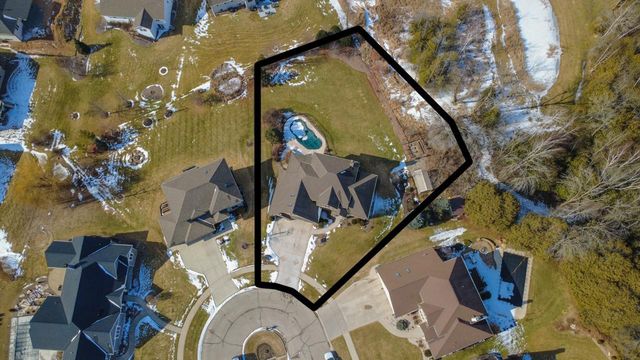 2145 ROBERTA COURT, Green Bay, WI 54313