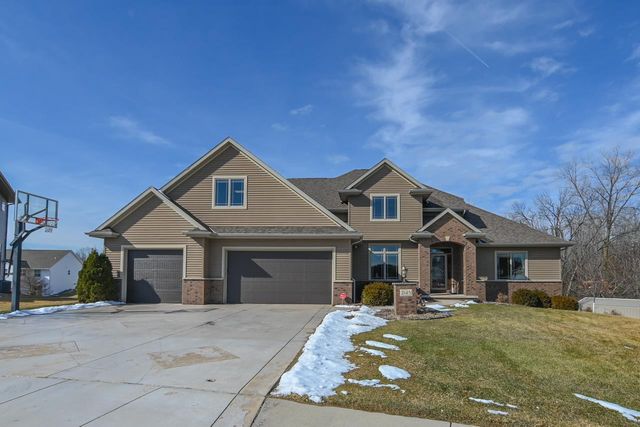 2145 ROBERTA COURT, Green Bay, WI 54313
