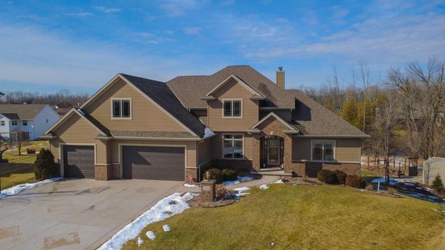 2145 ROBERTA COURT, Green Bay, WI 54313