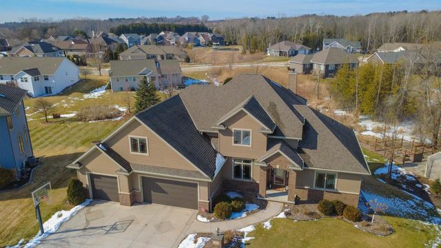 2145 ROBERTA COURT, Green Bay, WI 54313