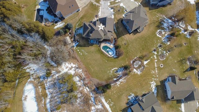 2145 ROBERTA COURT, Green Bay, WI 54313