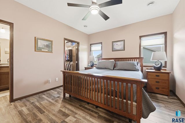 4001 E Brewster St Street, Sioux Falls, SD 57108