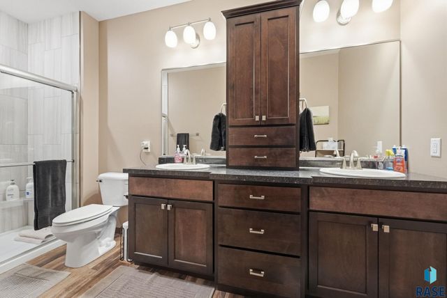 4001 E Brewster St Street, Sioux Falls, SD 57108