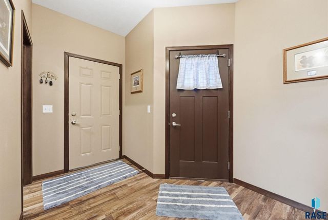 4001 E Brewster St Street, Sioux Falls, SD 57108