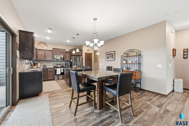 4001 E Brewster St Street, Sioux Falls, SD 57108