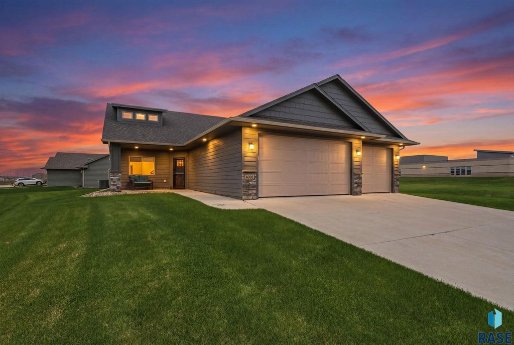 4001 E Brewster St Street, Sioux Falls, SD 57108
