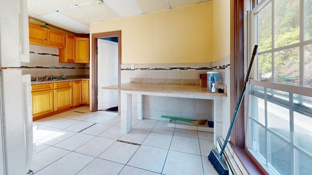 1022 Main St, Worcester, MA 01603