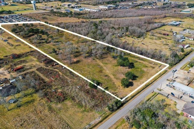 5223 Barkaloo Road, Baytown, TX 77521
