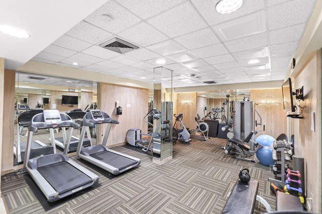 2860 S OCEAN Boulevard 302, Palm Beach, FL 33480