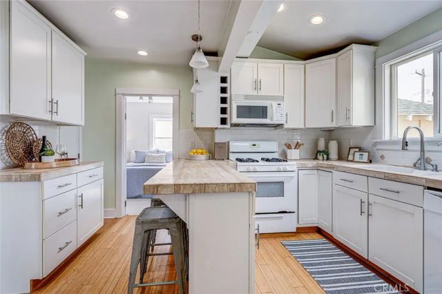 221 S Guadalupe, Redondo Beach, CA 90277