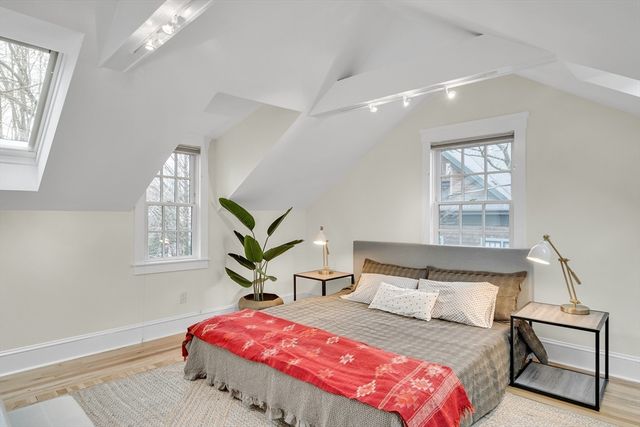 138 Pleasant St 138, Cambridge, MA 02139