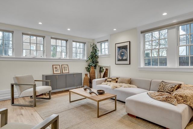 138 Pleasant St 138, Cambridge, MA 02139