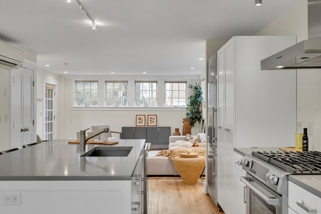 138 Pleasant St 138, Cambridge, MA 02139