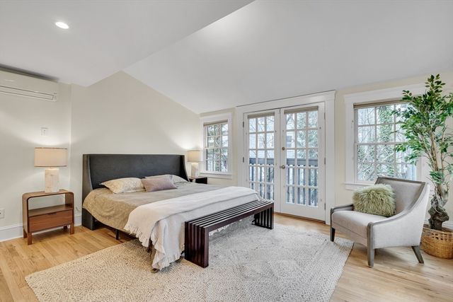 138 Pleasant St 138, Cambridge, MA 02139