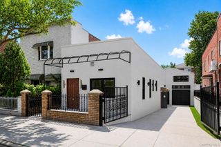 994 E 54th Street, Brooklyn, NY 11234