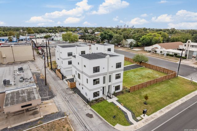 3208 N Elmendorf, San Antonio, TX 78201