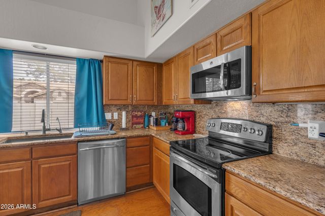 1220 N CAYMAN Drive, Gilbert, AZ 85234