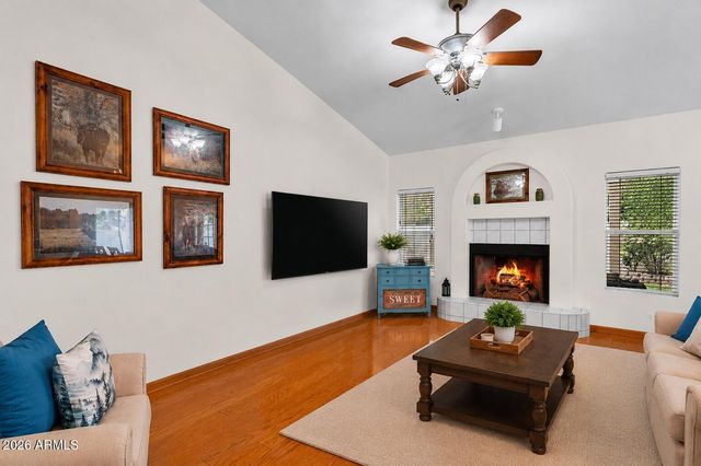 1220 N CAYMAN Drive, Gilbert, AZ 85234