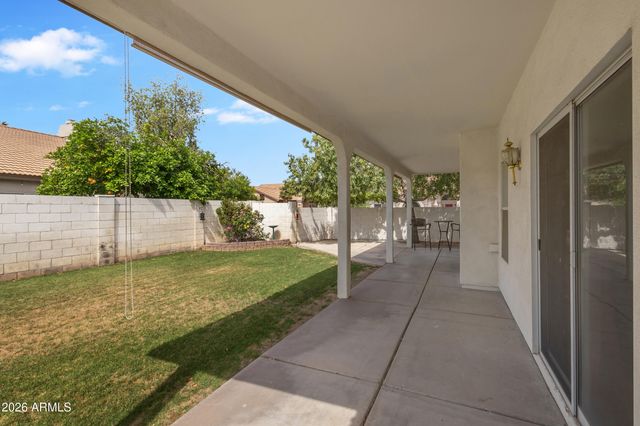 1220 N CAYMAN Drive, Gilbert, AZ 85234